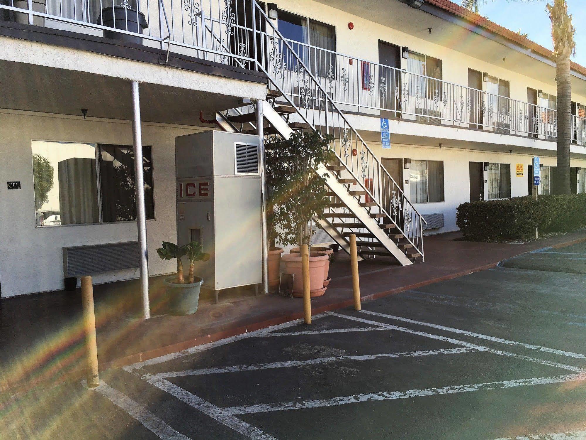 Hawthorne Plaza Inn Near Lax Extérieur photo